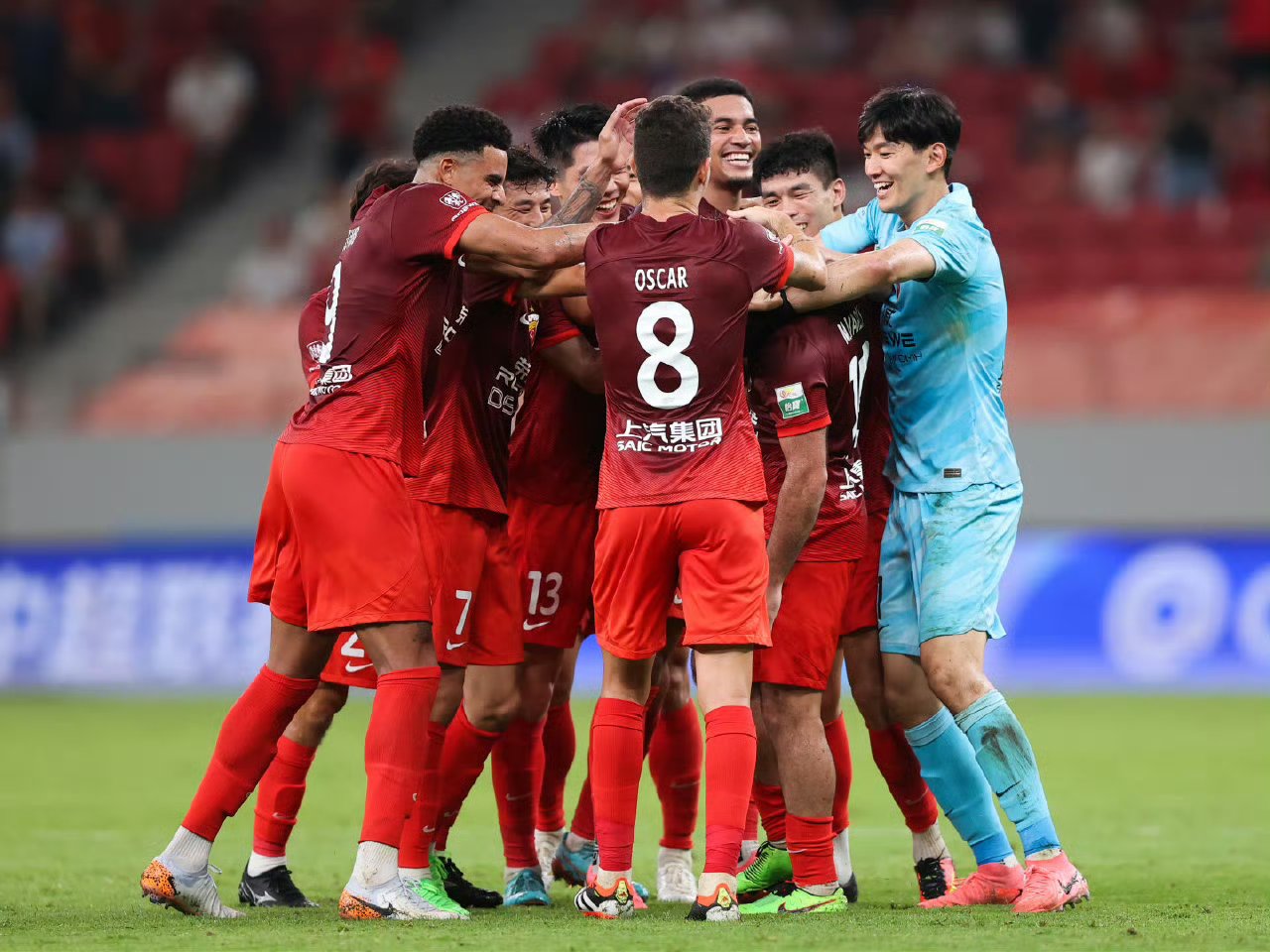 kaiyun-中超集结日再迎强敌，广州队单刀错失，主帅态度：质疑声仍在，团队化学反应显著的简单介绍