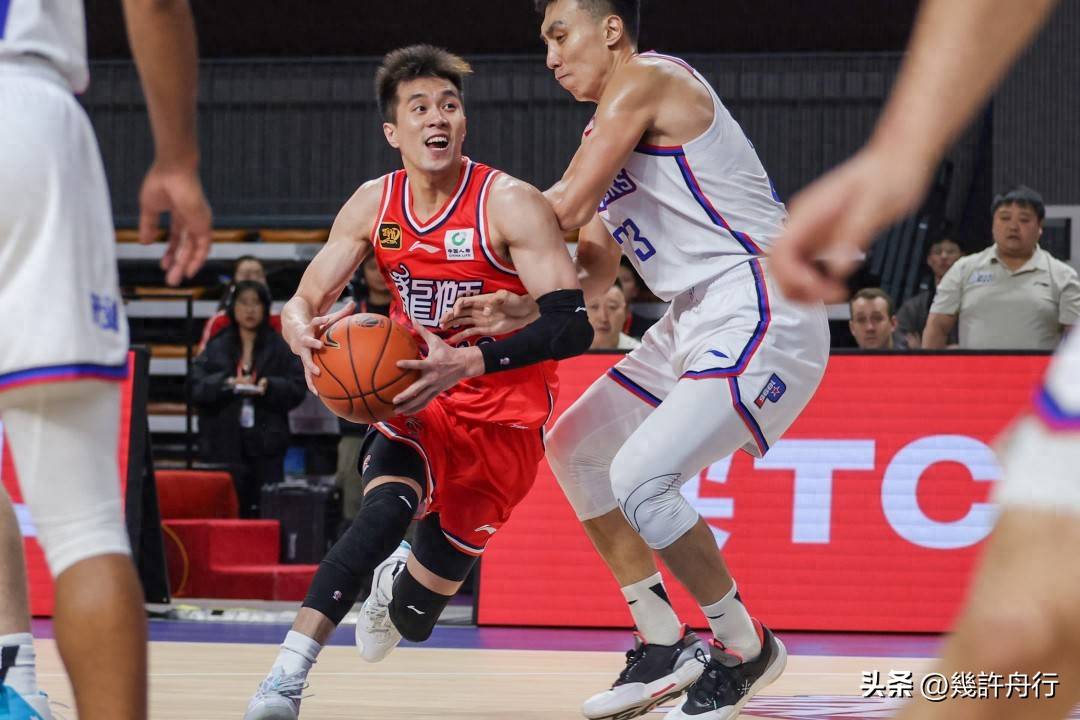 中超集结日再迎强敌，广州队单刀错失，主帅态度：质疑声仍在，团队化学反应显著的简单介绍