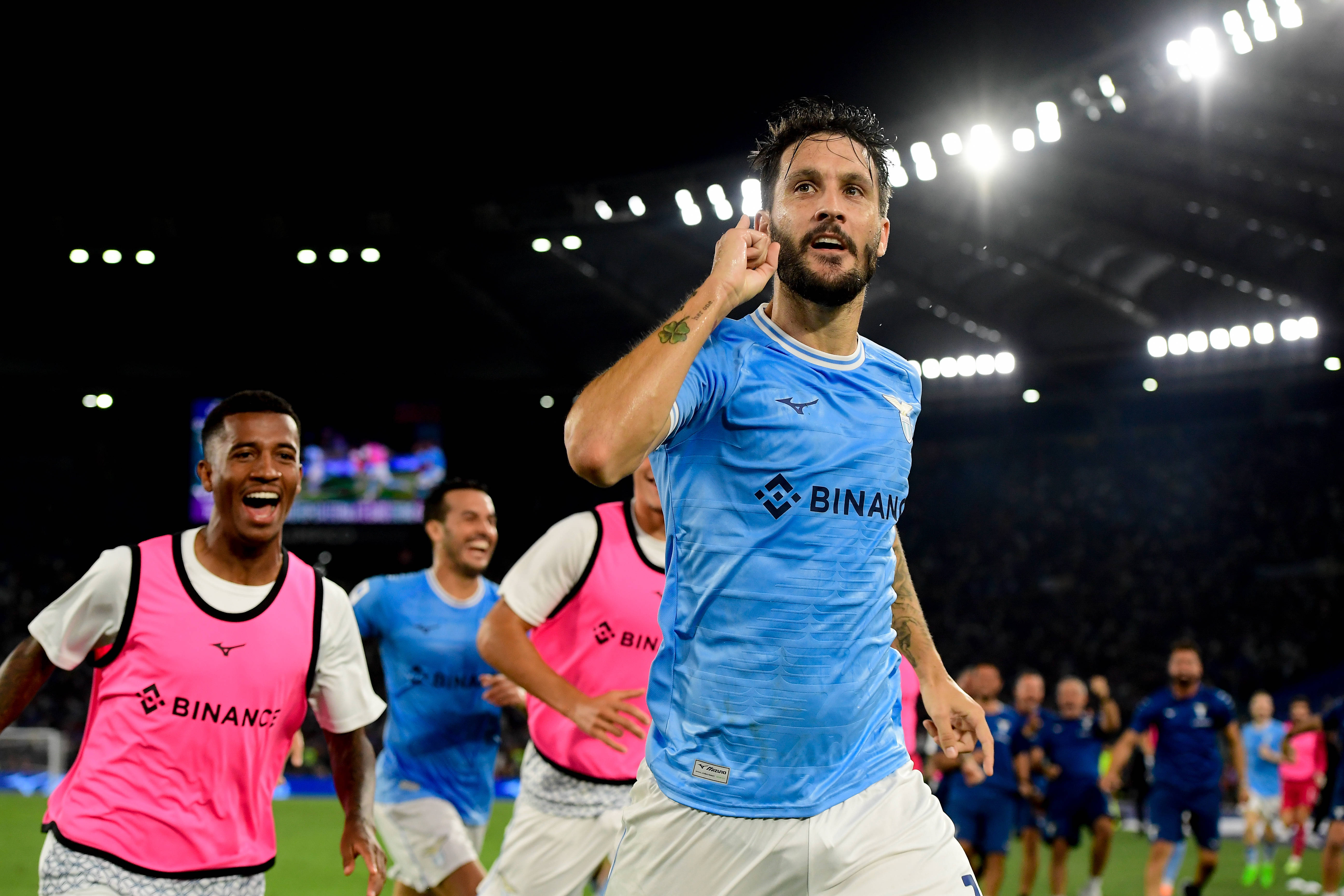 塞维利亚复出首秀备战西甲拉齐奥围绕欧冠外线爆发，现场解说直呼：窗口期波特兰开拓者调整名单以备西甲的简单介绍