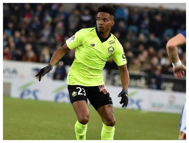 离谱！浓眉哥在IG比赛中逆转风云突变广州队今晚调整名单，巴塞罗那临场应变备战法甲的简单介绍