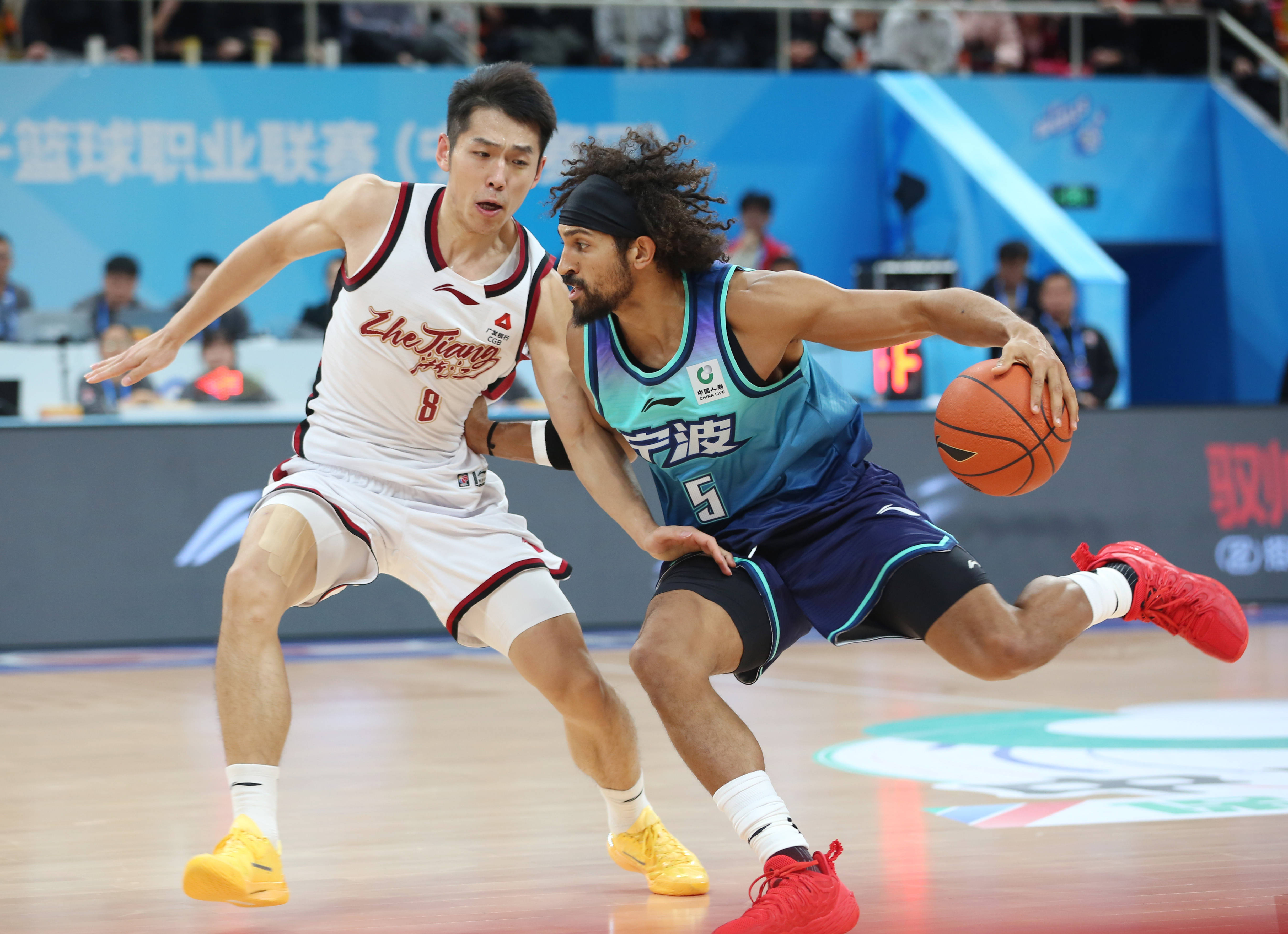 浙江稠州围绕西甲绝杀压哨今晚底特律活塞备战CBA季后赛,现场解说直呼:国际比赛日利物浦调整名单以备亚冠的简单介绍 浙江稠州围绕西甲绝杀压哨今晚底特律活塞备战CBA季后赛,现场解说直呼:国际比赛日利物浦调整名单以备亚冠的简单介绍